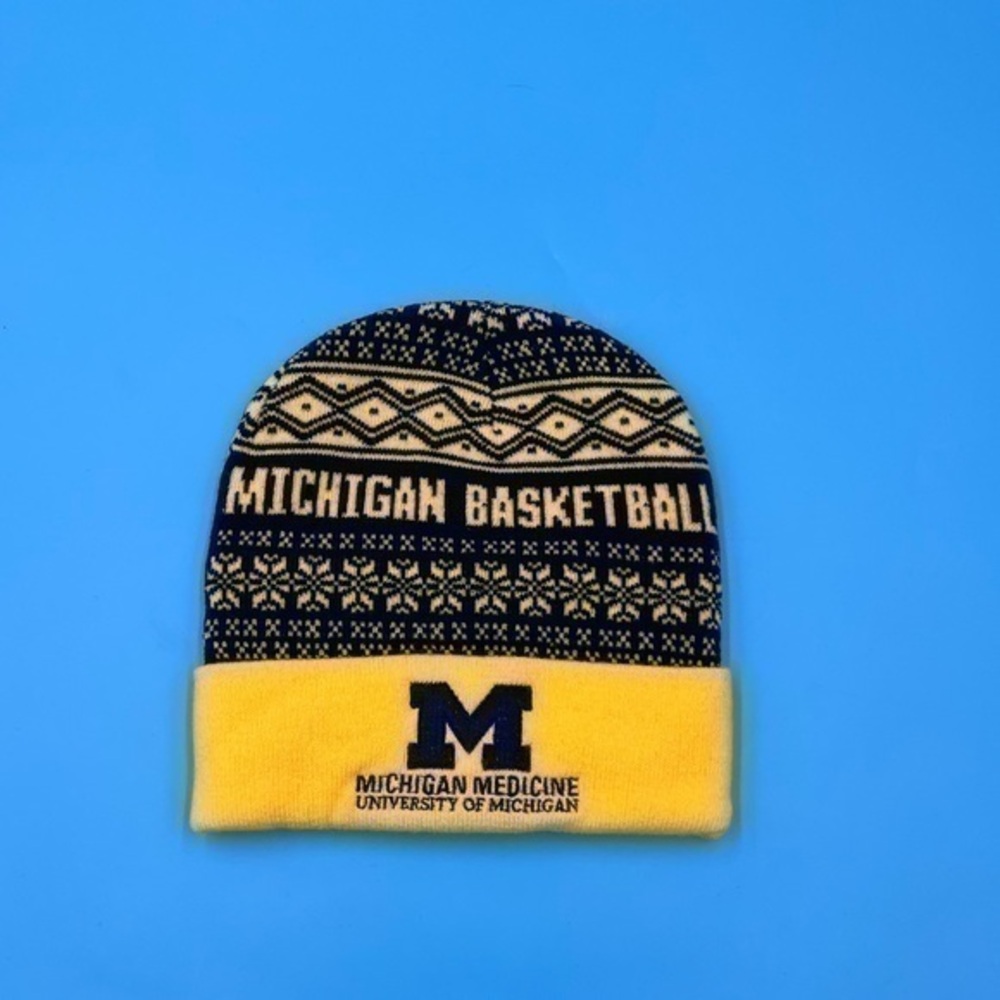 NWOT - University Of Michigan Basketball Embroidered Beanie